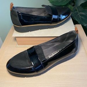 Dr. Scholl’s shoes, size 9M, black with tan trim.